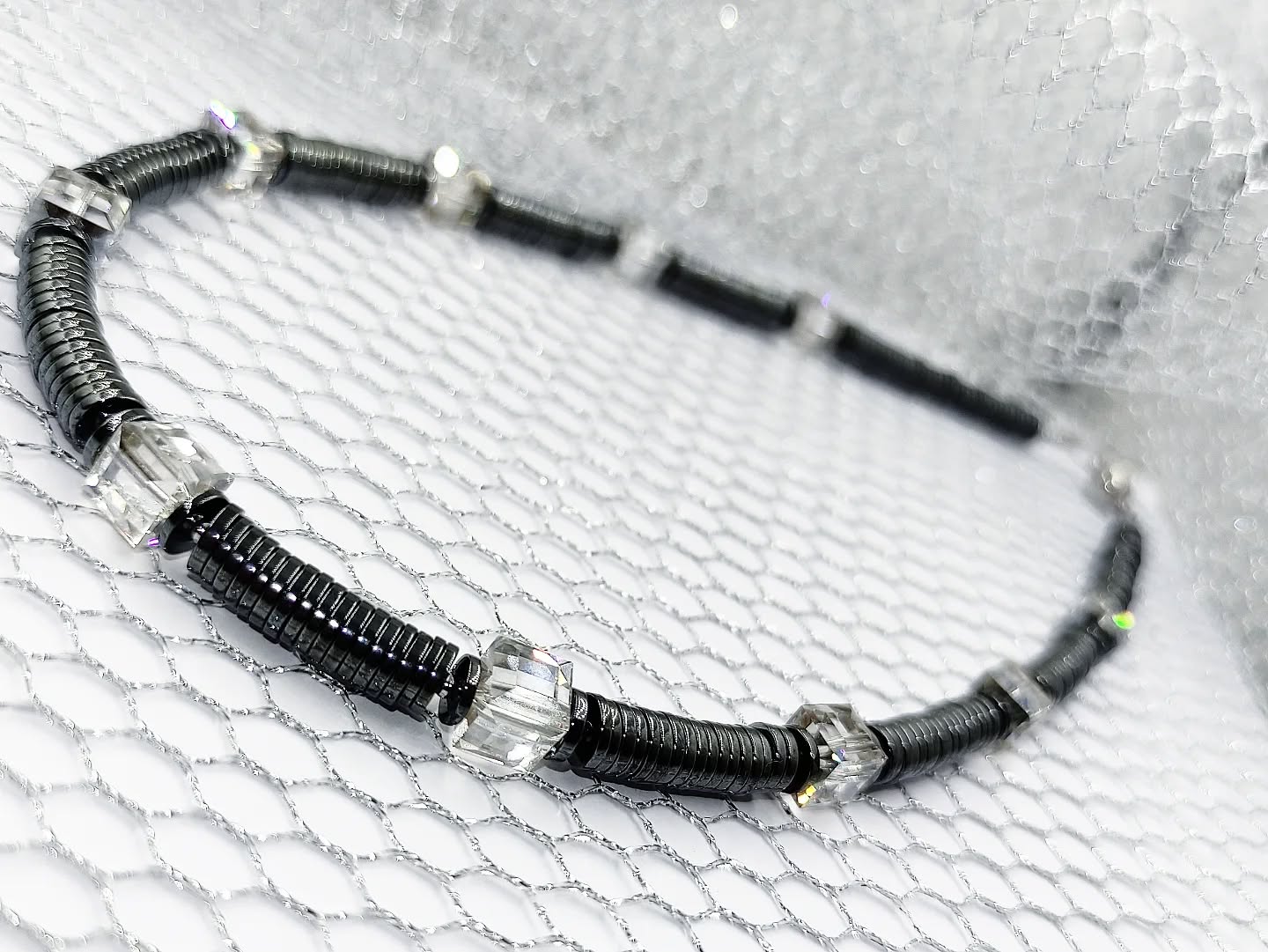 OPORA necklace - Image 4