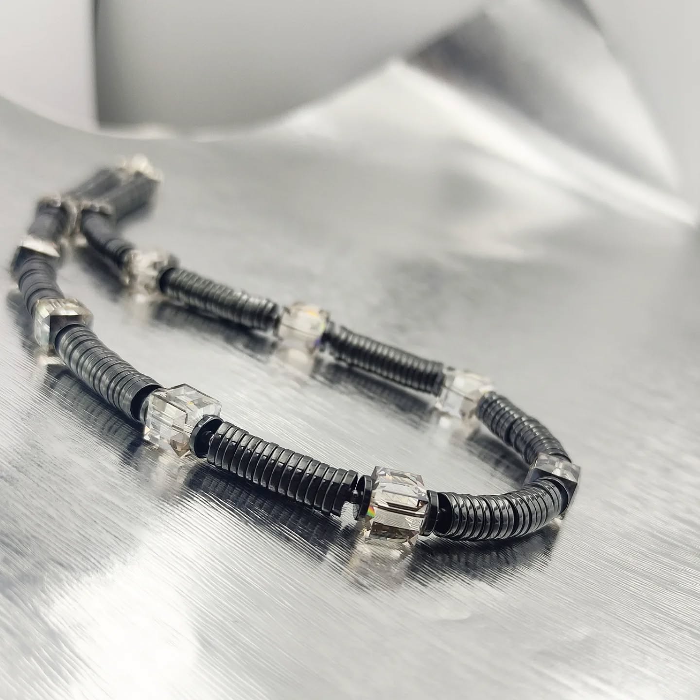 OPORA necklace