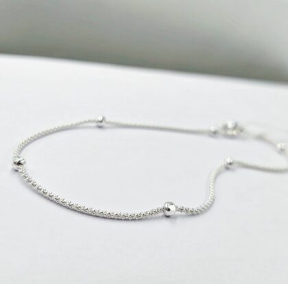 gynaikeio-asimenia-vraxiali-me-mpalakia-silver-beaded-bracelet