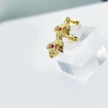 gynaikeia-epichrysa-skoularikia-koxyli-18k-apo-asimi-925-me-fouxia-zirgon-studs