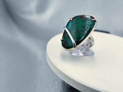 gynaikeio-statement-daxtylidi-asimi-925-petra-eilat-stone-large-ring